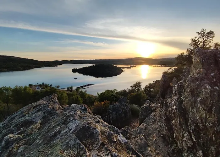 Casa Da Eirinha - Azibo 马塞杜-迪卡瓦莱鲁什